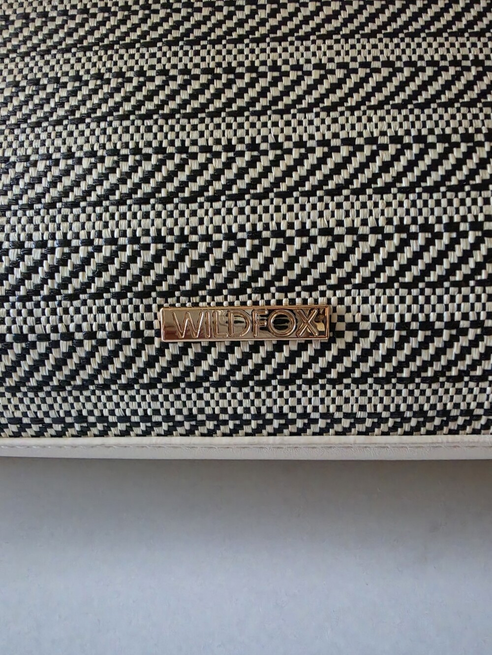 ​NWT Wildfox Stripe Straw Tote Satchel Crossbody Bag Cream Black OS - Picture 6 of 13
